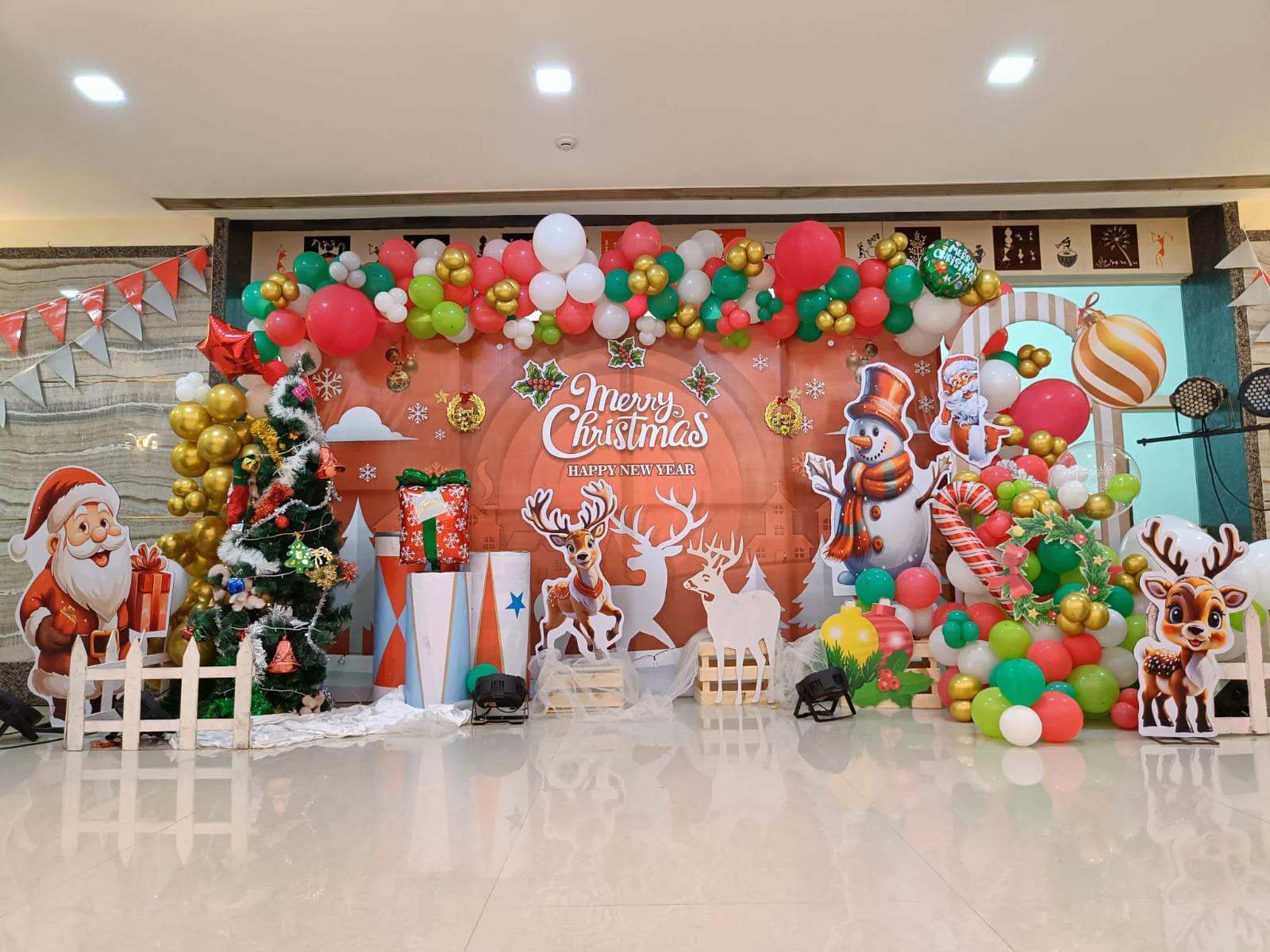 Christmas Event Decor